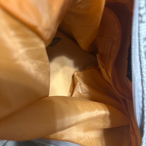 Robin Ruth Purse - Picture 4 of 4